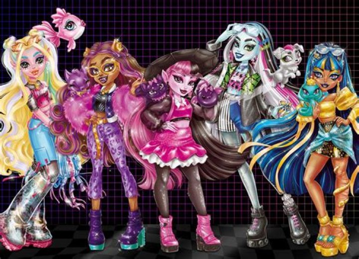Do humans exist in Monster High?