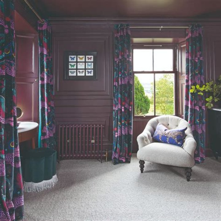 Do thermal curtains cause condensation?