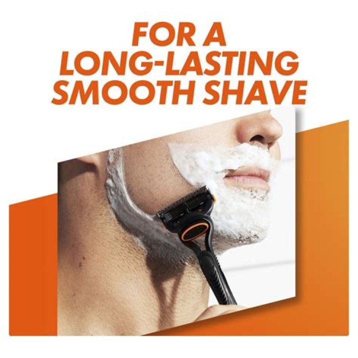 Does a straight razor give a closer shave?