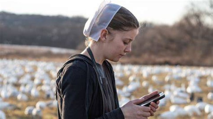 How do Amish charge their cell phones?