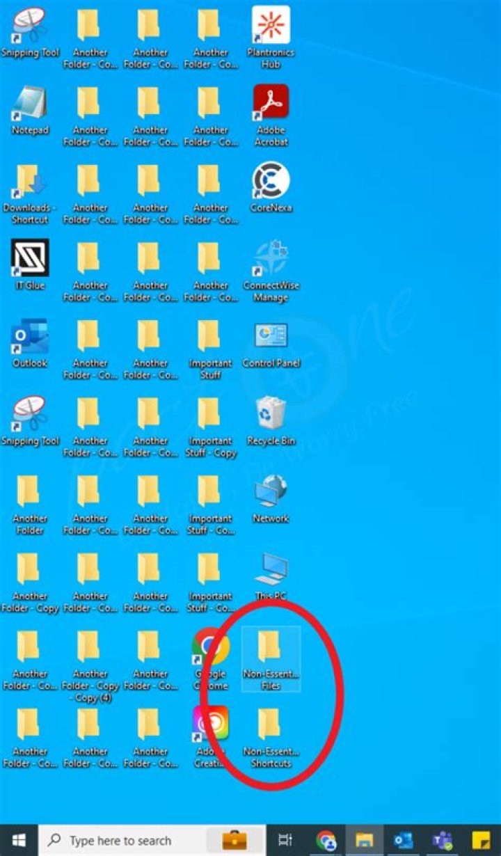 How do I organize folders in Windows 10?