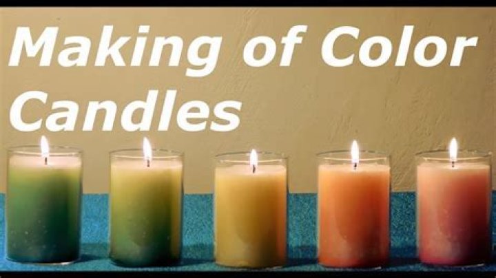 How do you color wax?