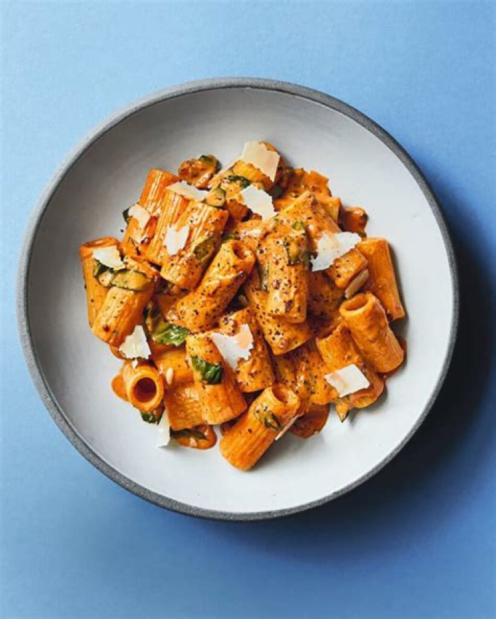 Is pasta good for chickens?