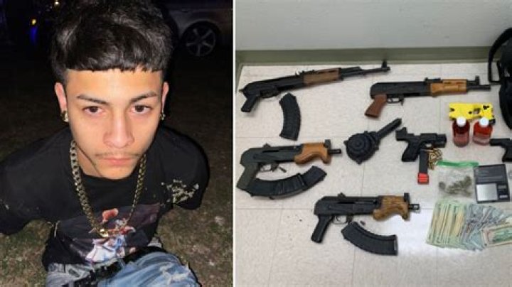 What guns gangsters use?