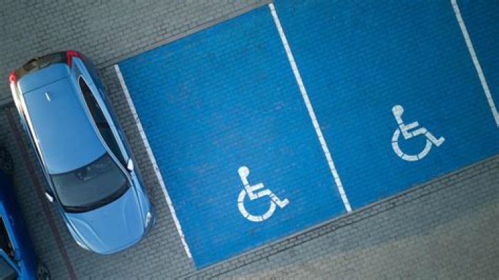 What handicap do you need to turn pro?
