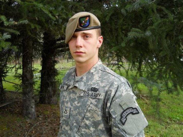 Why do Rangers wear tan berets?